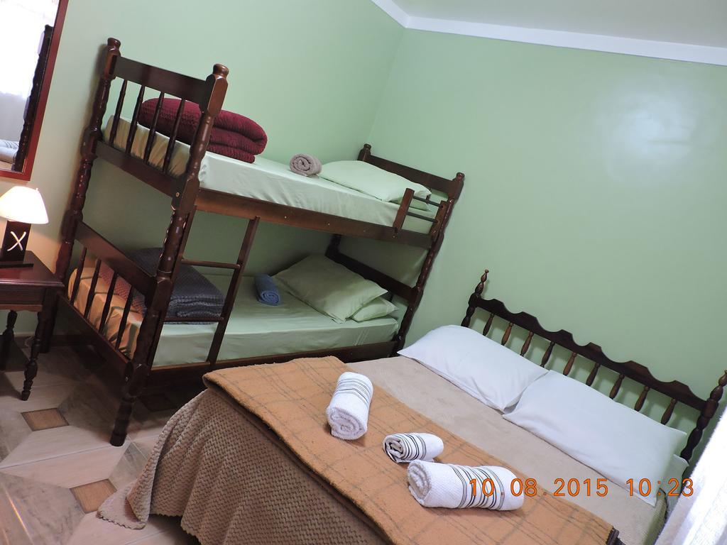 Pousada Queiroz Petrópolis Szoba fotó